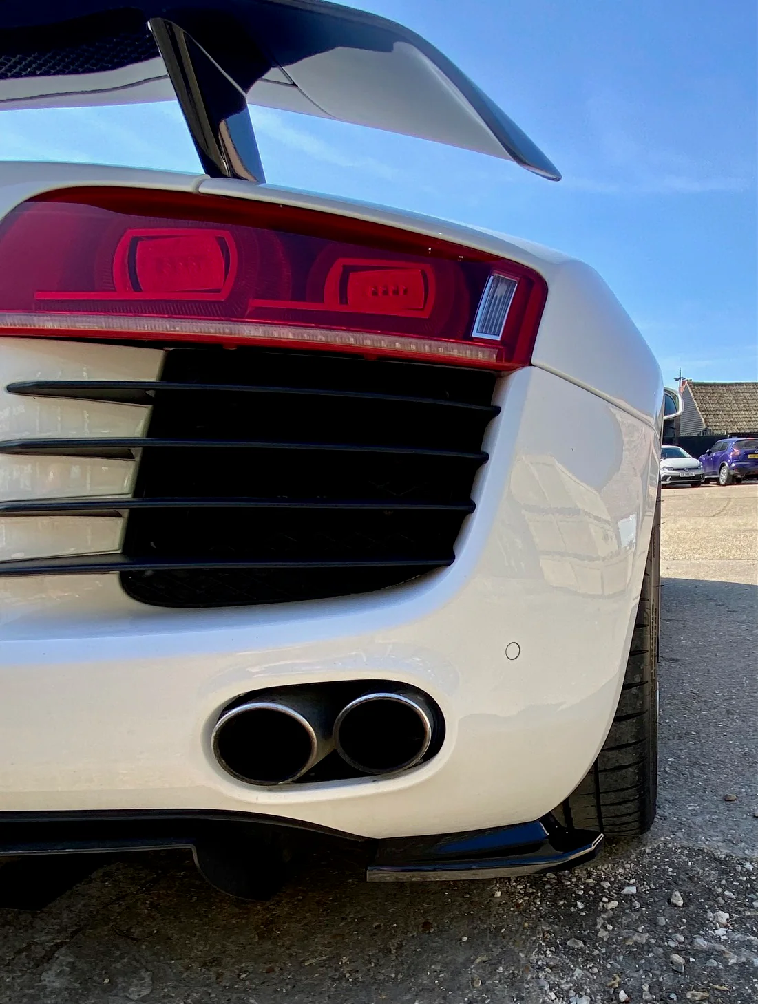 Audi R8 Gen 1 Pre Facelift - Low Line Kit - Image 4