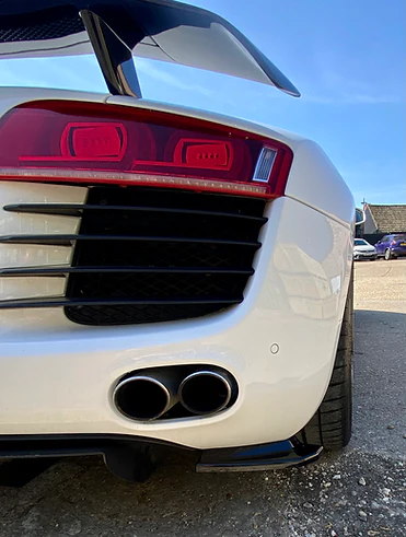 Audi R8 Gen 1 Pre Facelift - Rear Spats - Image 3