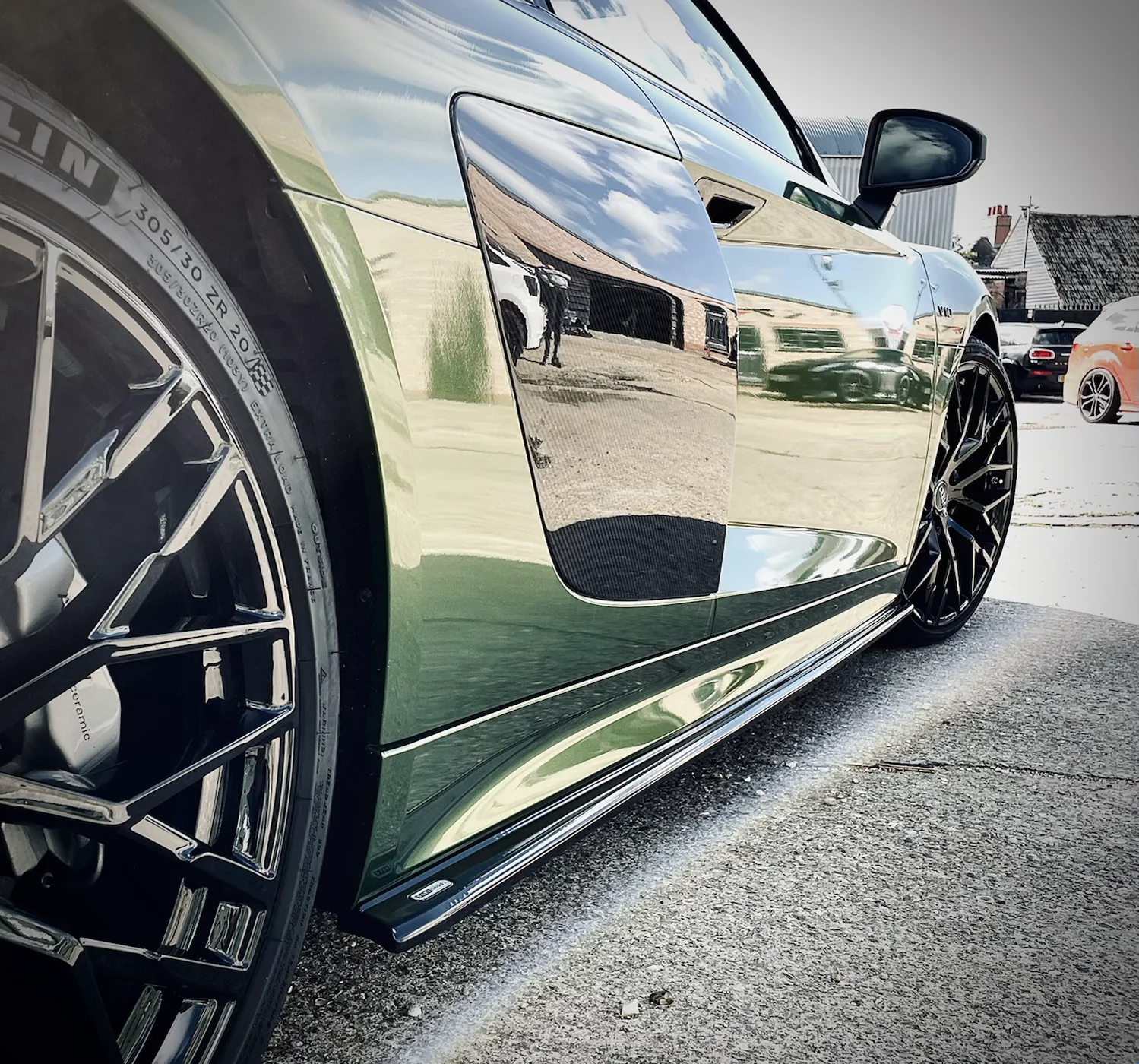 Audi R8 Gen 2 - Side Skirt Splitters - Image 3