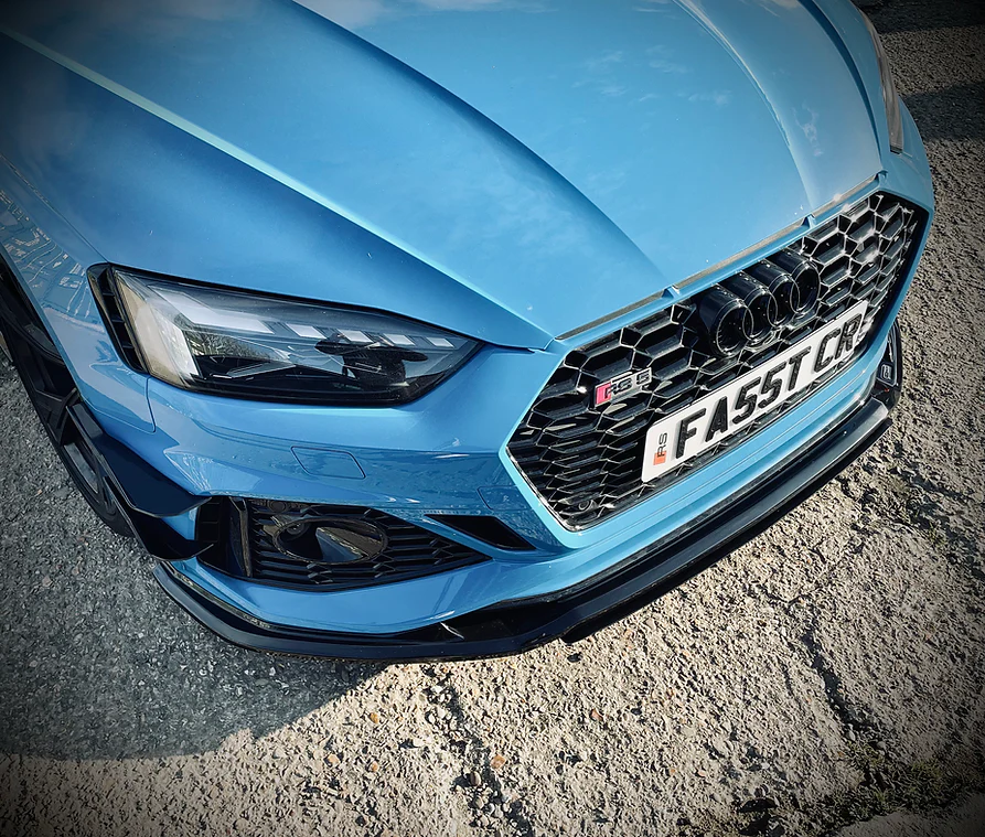Audi RS4 B9.5 Avant with Centre Blade - Low Line Kit - Image 3