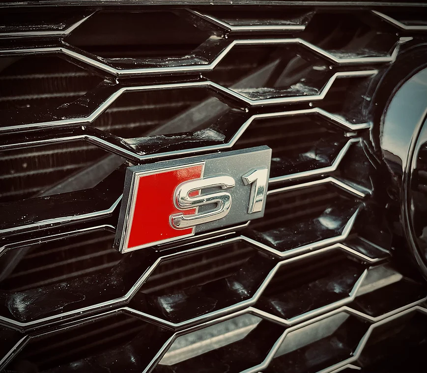 Audi S1 - Badge / Number Plate Holder For RS1 Grille - Image 3