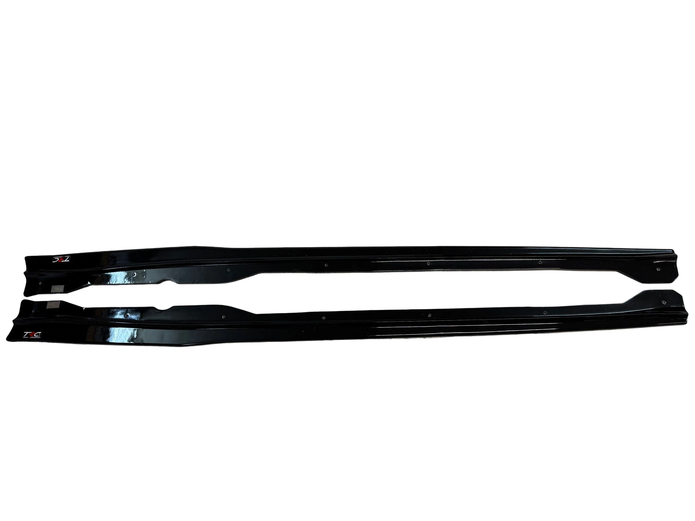 Audi TTRS MK3 Pre-Facelift - Side Skirts Splitters - Image 4