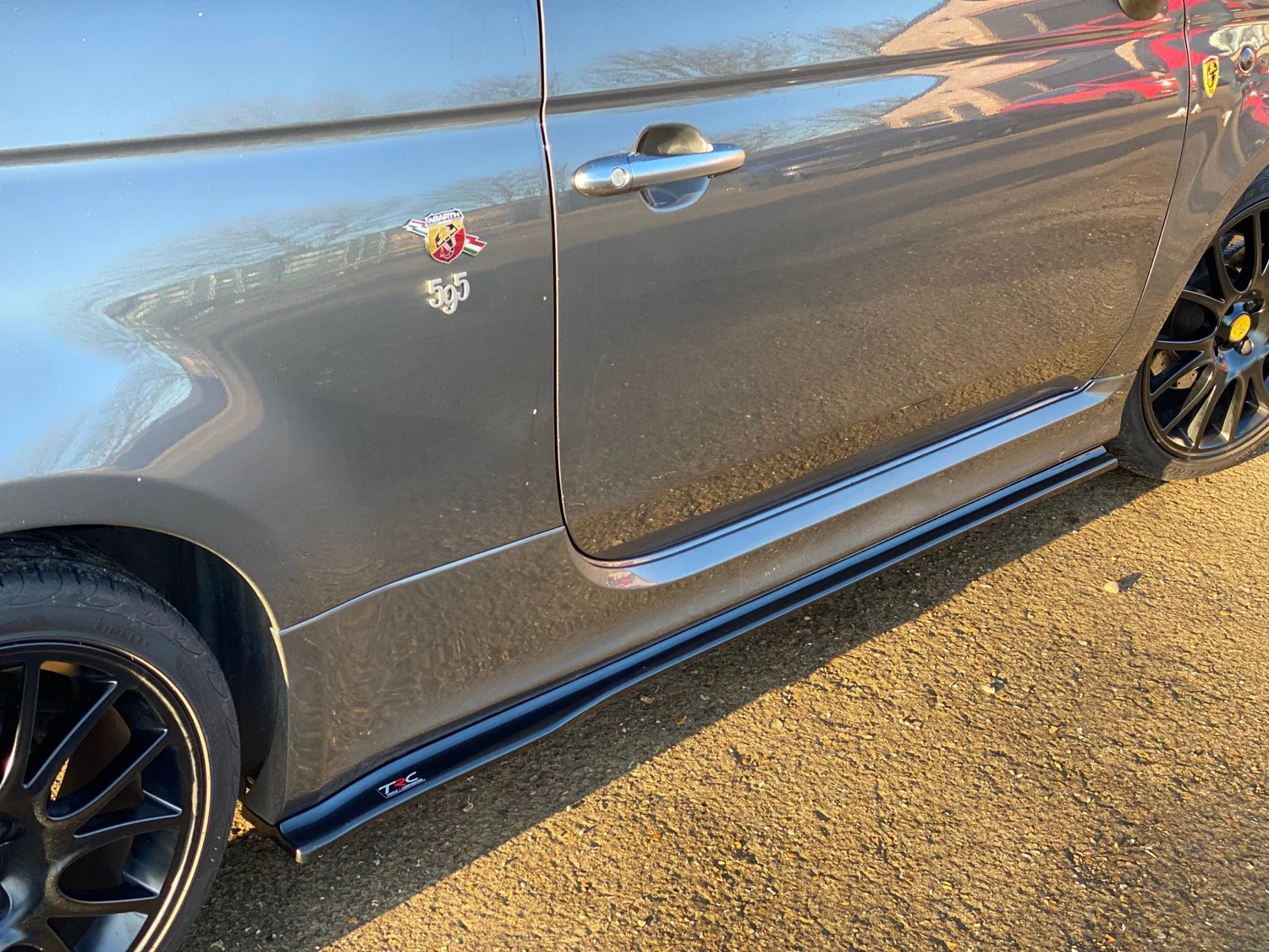 Fiat Abarth 695 Series 4 - Side Skirt Splitters - Image 2