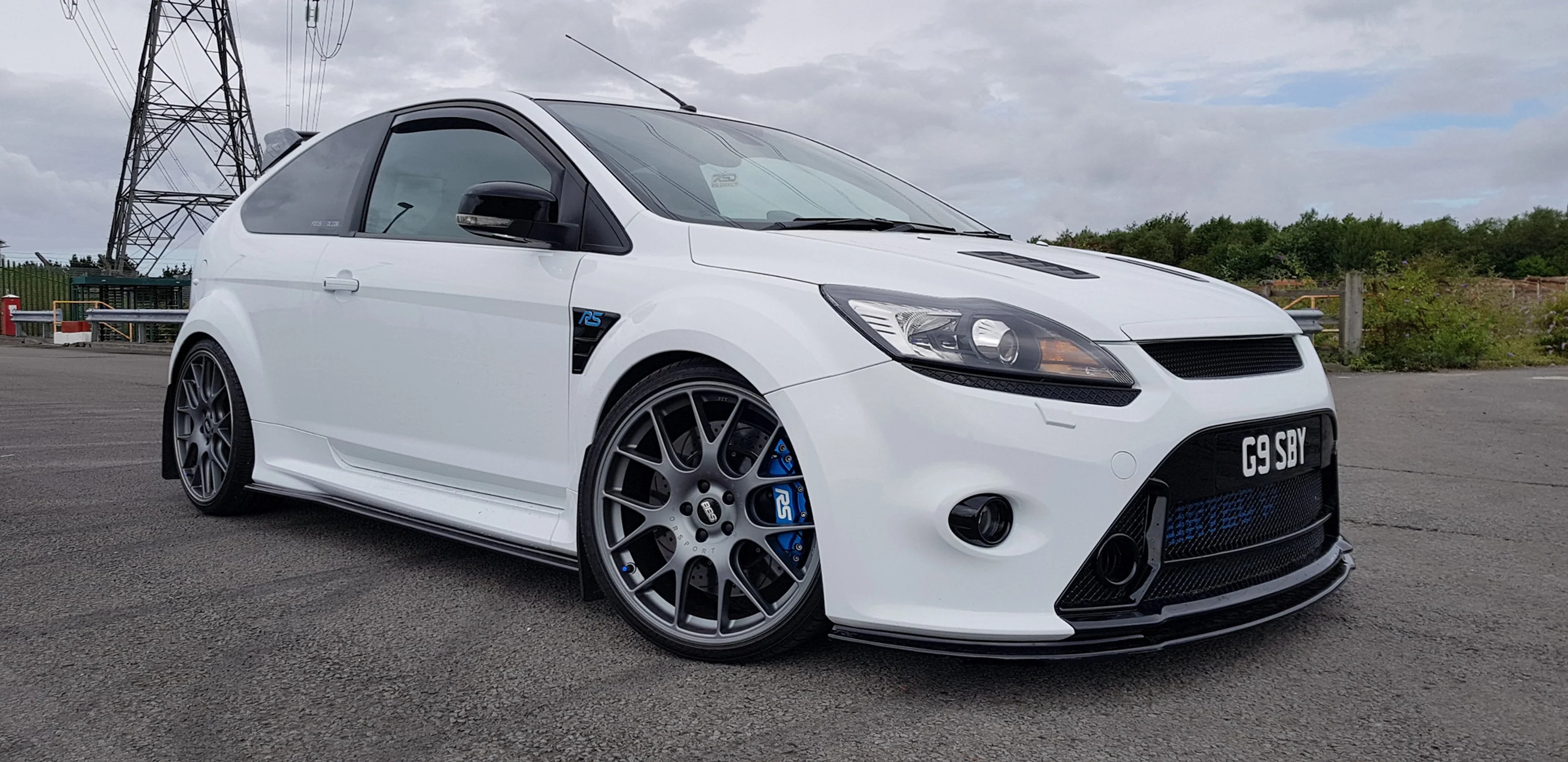 Ford Focus MK2 RS - V1 Front Splitter - Image 3