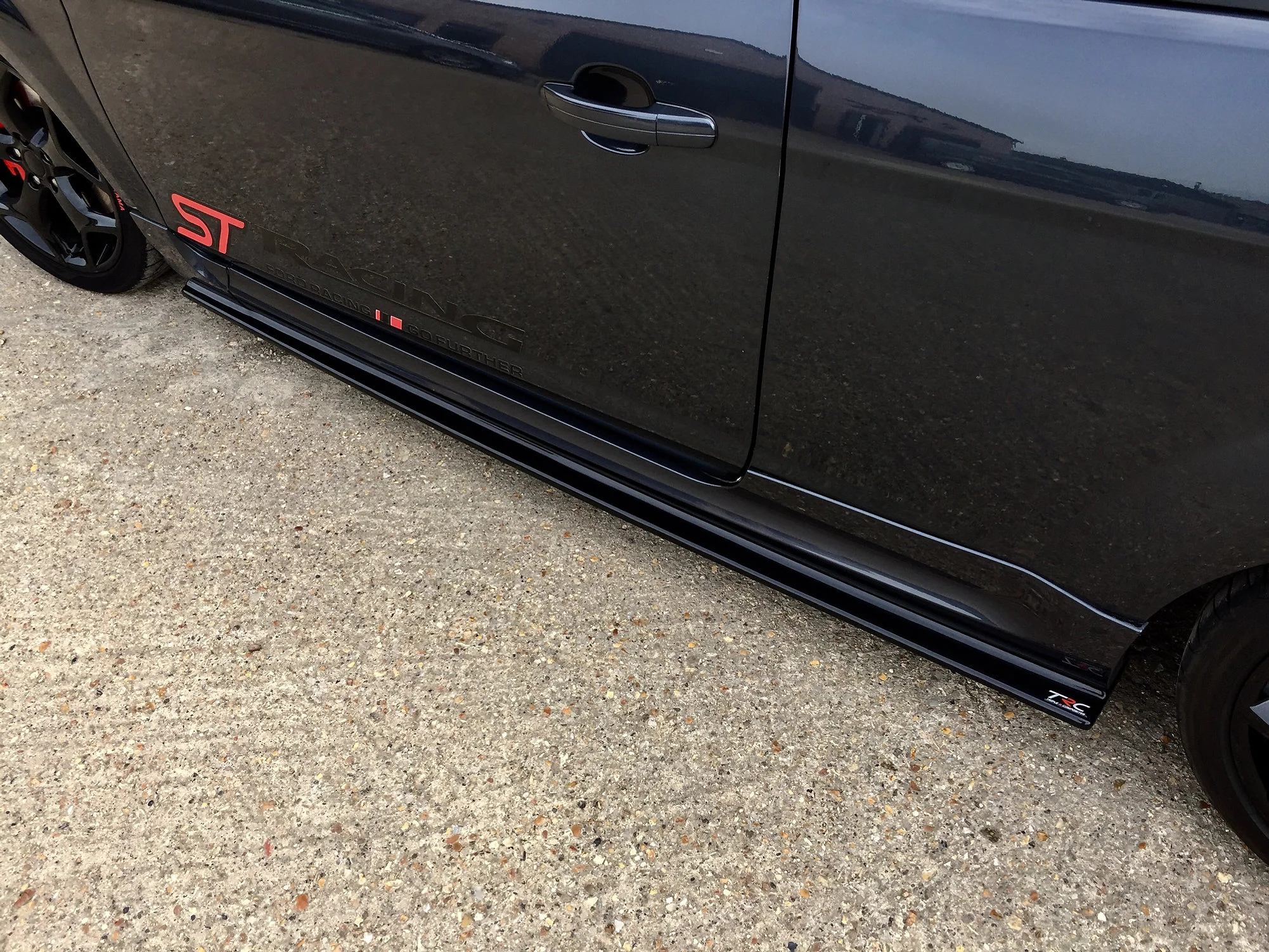Ford Focus MK2 ST225 - Side Skirt Splitters - Image 3