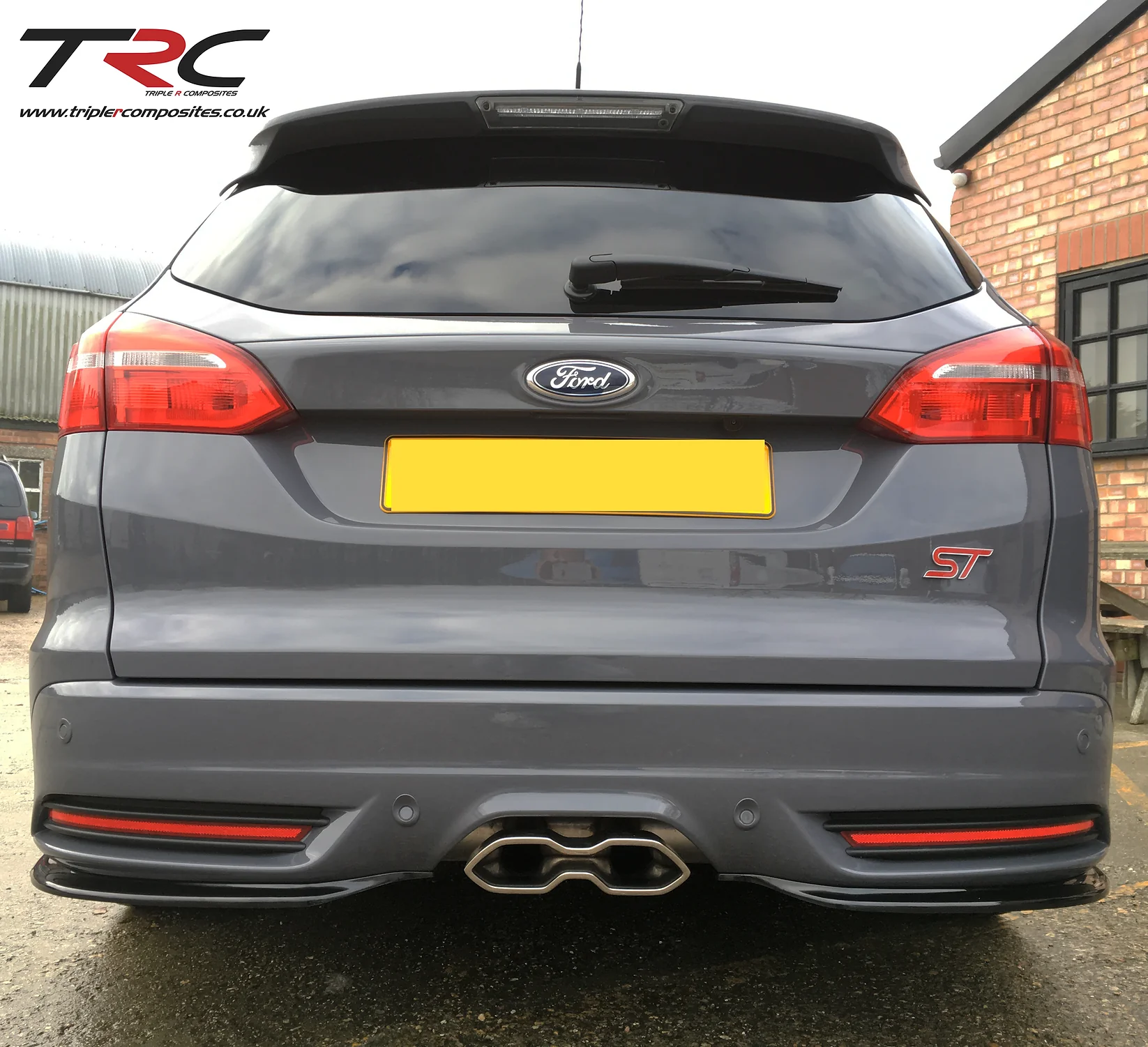 Ford Focus MK3.5 ST250 Estate - Rear Spats - Image 2