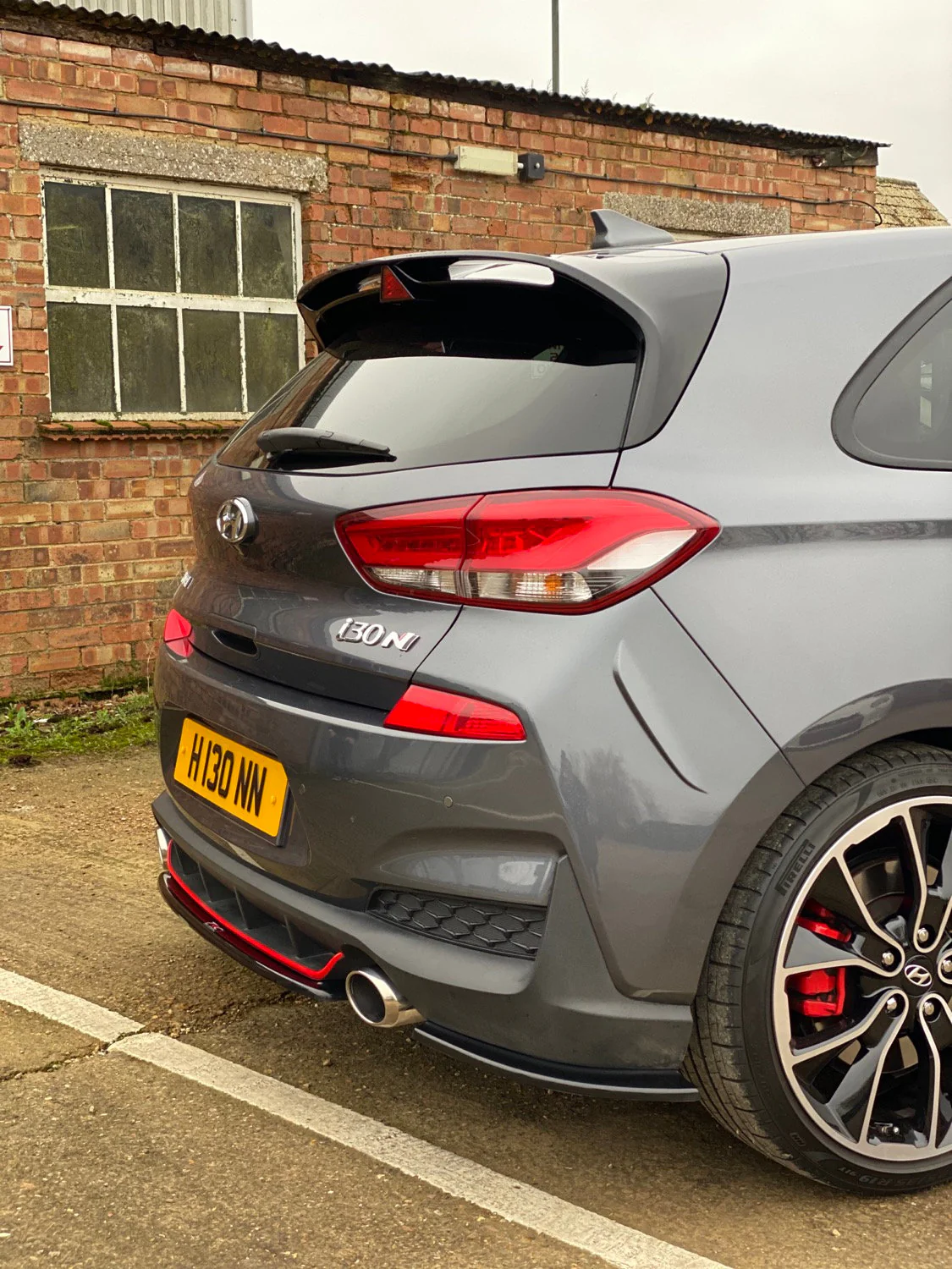 Hyundai i30N Hatchback Pre Facelift - Rear Centre Blade - Image 2