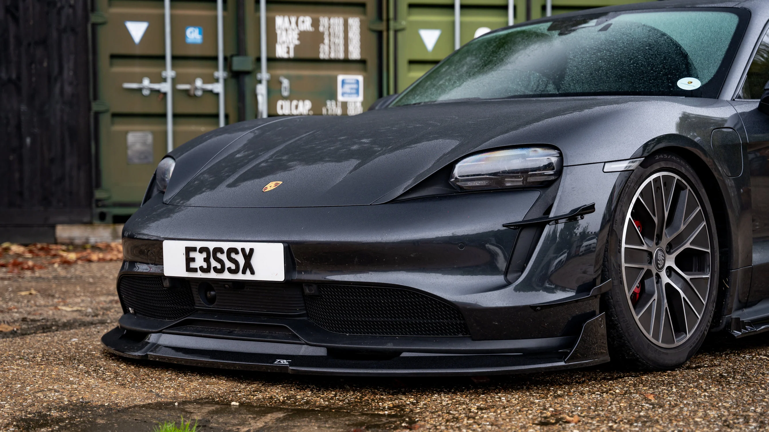 Porsche Taycan Pre Facelift - Low Line Kit - Image 3