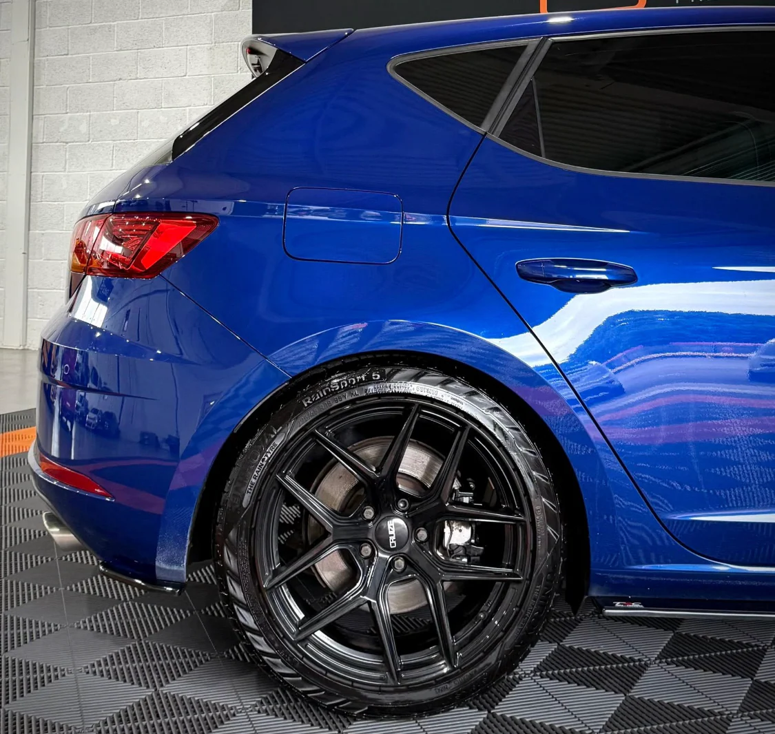 Seat Leon MK3.5 Cupra 3 Door - Rear Spats - Image 4