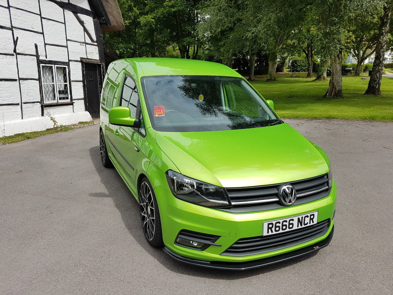 Volkswagen Caddy MK4 2KN Maxi - Front Splitter - Image 3