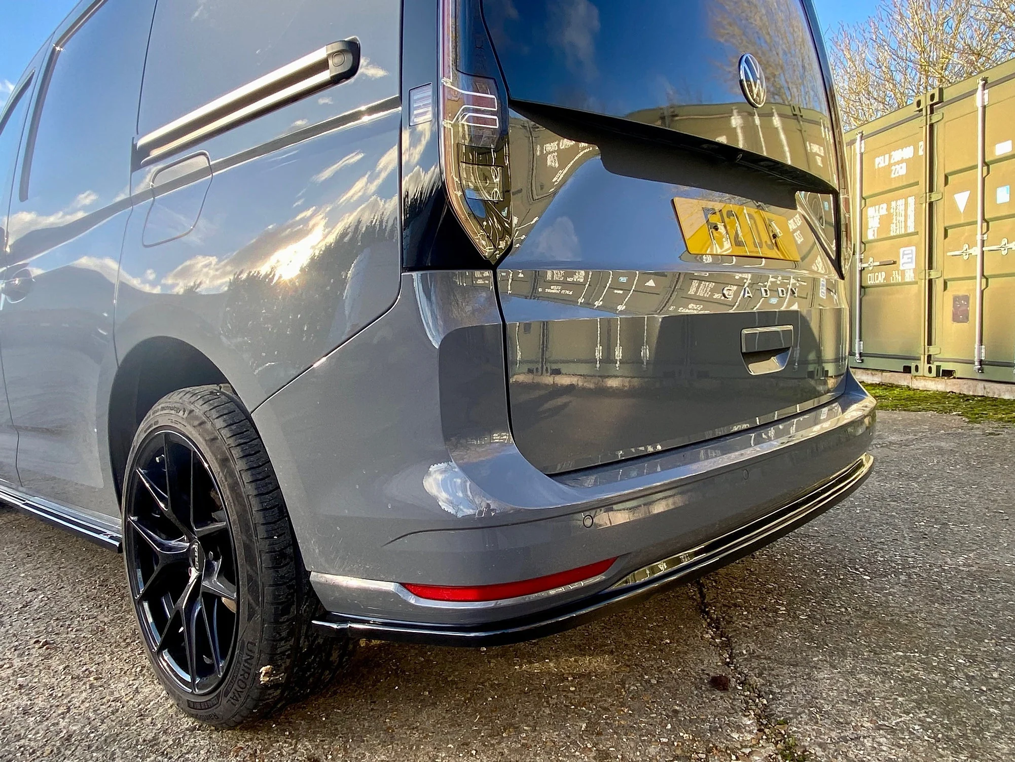 Volkswagen Caddy MK5 - Rear Splitter - Image 3