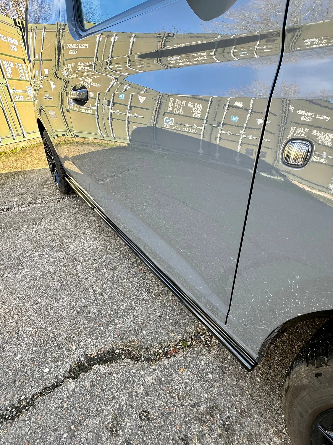 Volkswagen Caddy MK5 - Side Skirt Splitters - Image 3