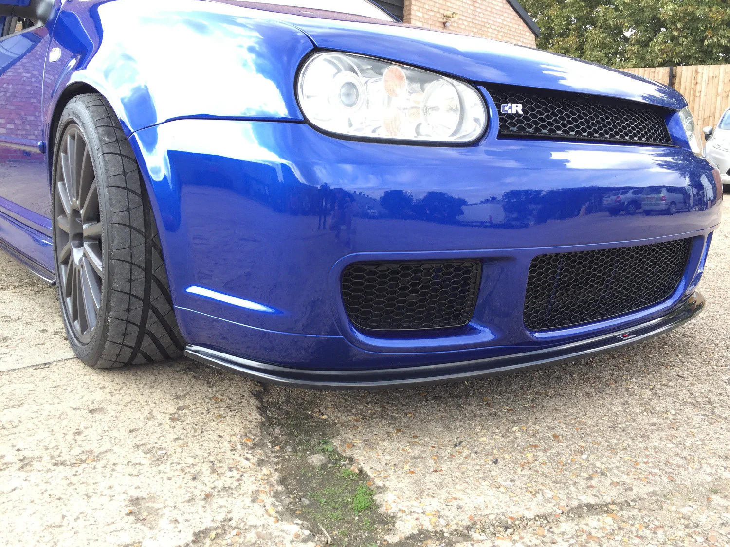 Volkswagen Golf MK4 R32 - Front Splitter - Image 4