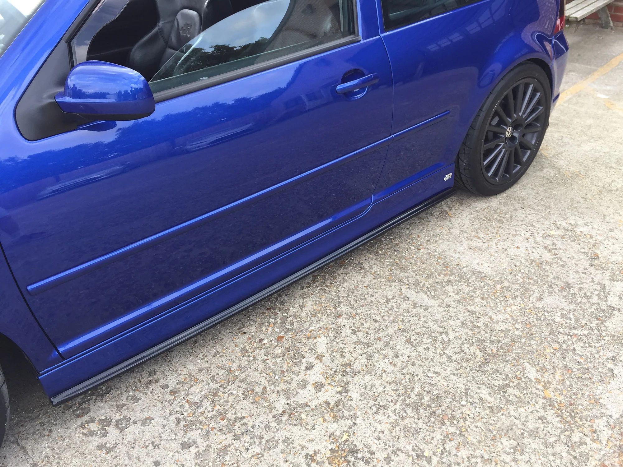 Volkswagen Golf MK4 R32 - Side Skirt Splitters - Image 3