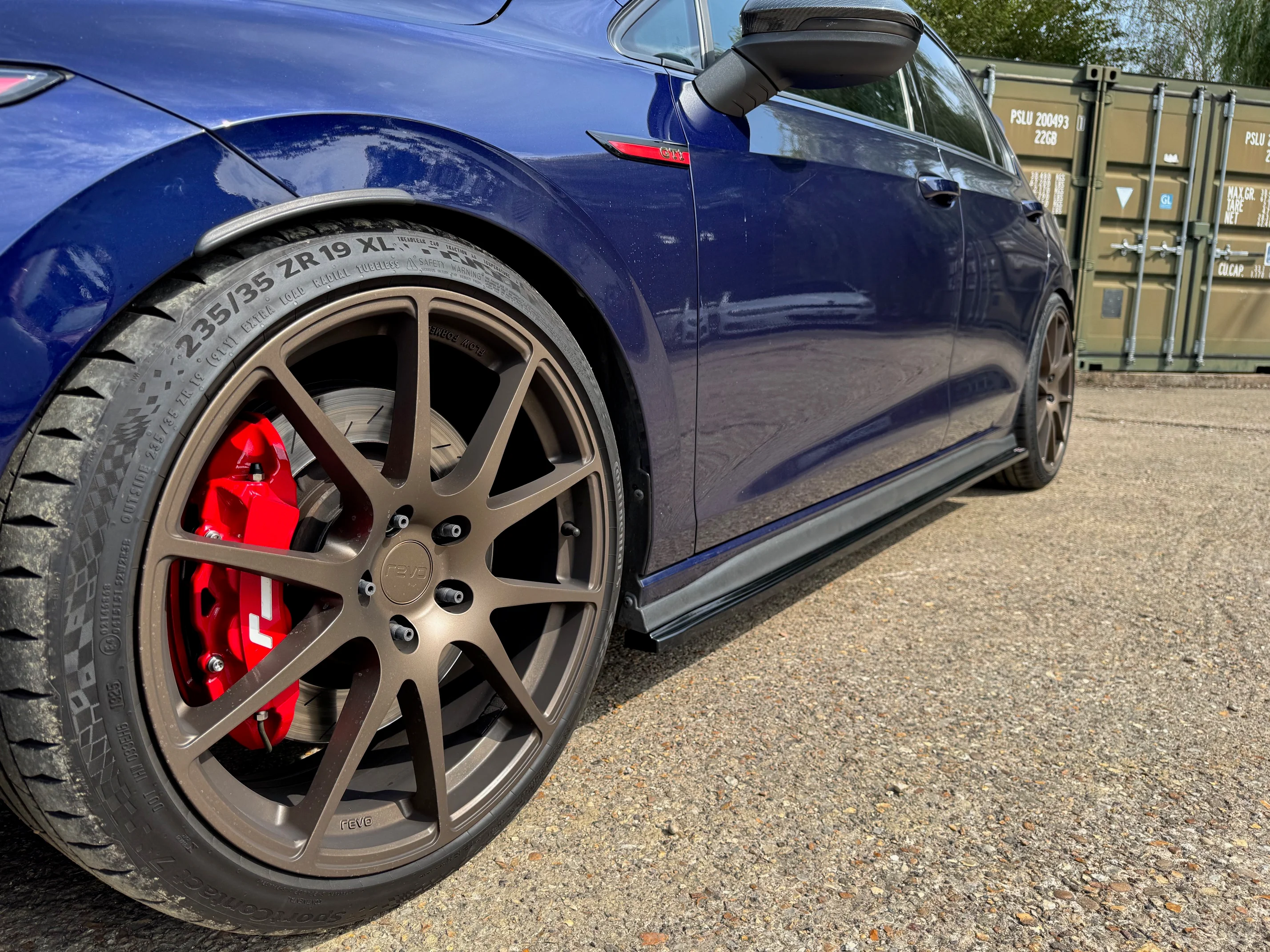 Volkswagen Golf MK8 Gti - Side Skirt Splitters - Image 3