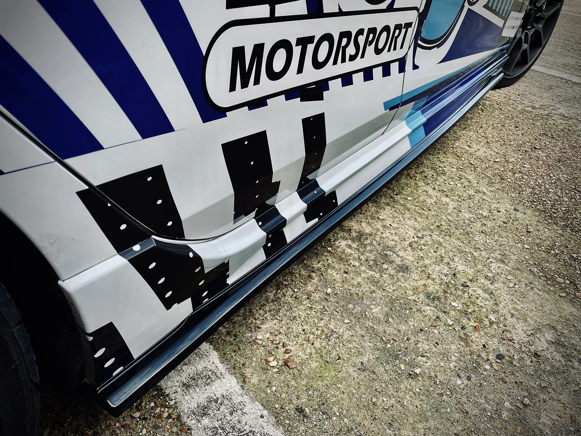 Volkswagen Golf MK8 R - Side Skirt Splitters - Image 2