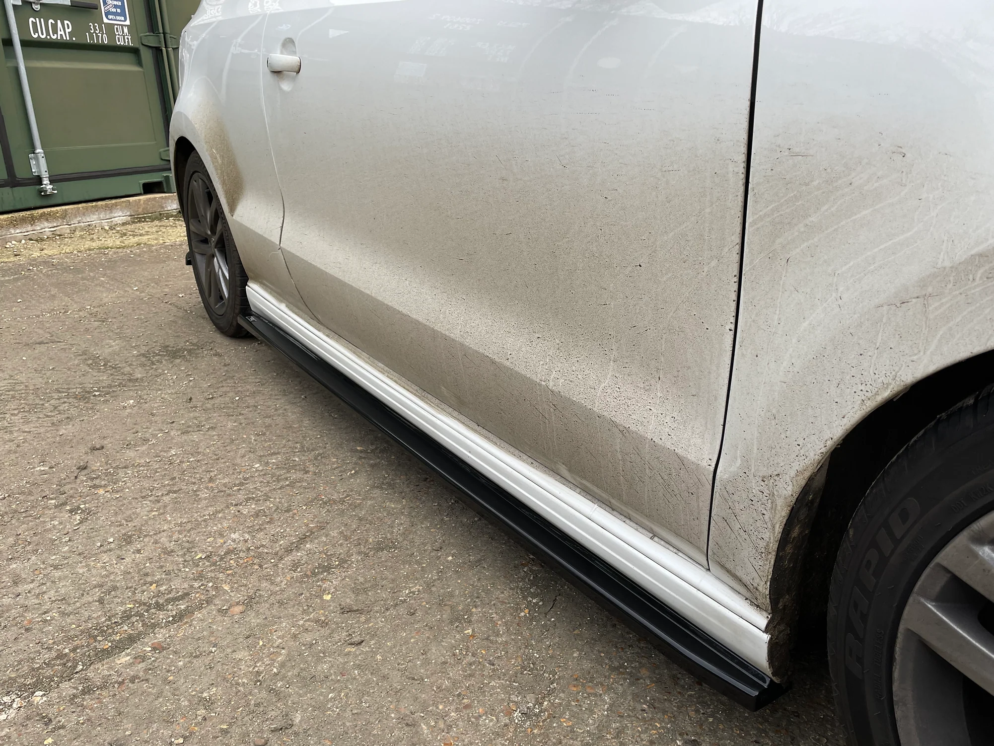 Volkswagen Polo MK5 R-Line - Side Skirt Splitters - Image 3