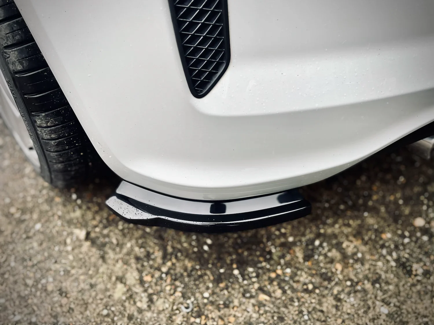 Volkswagen Scirocco MK3 GTS Facelift - Rear Spats - Image 3