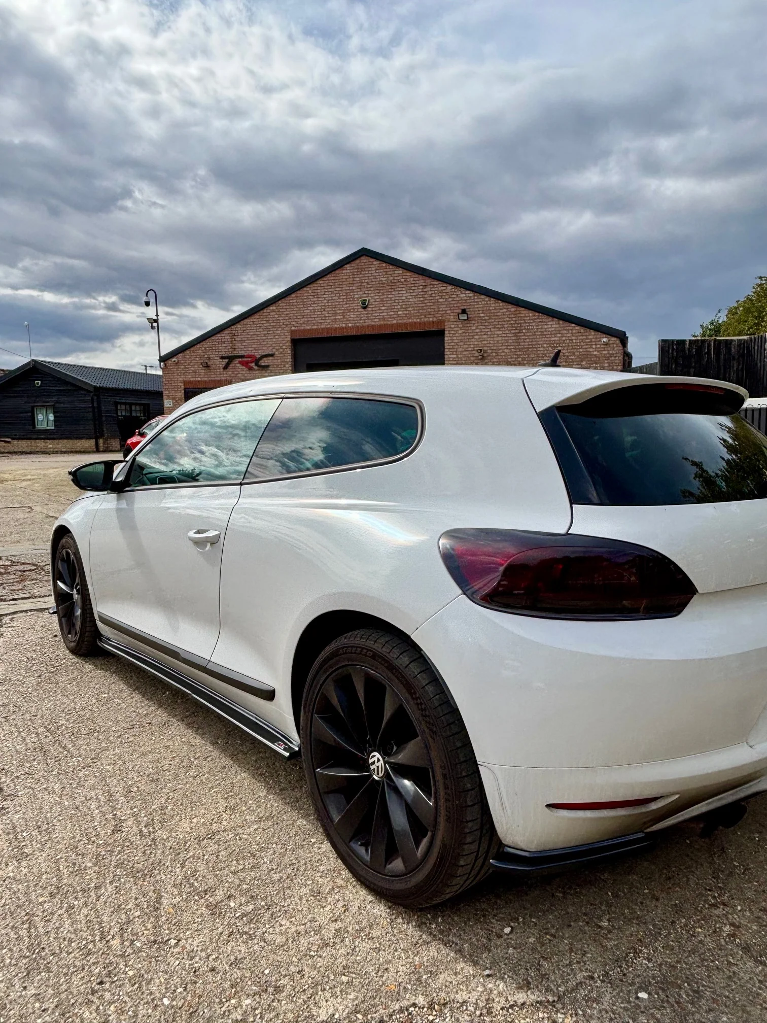 Volkswagen Scirocco MK3 Pre Facelift - Side Skirt Splitters - Image 3