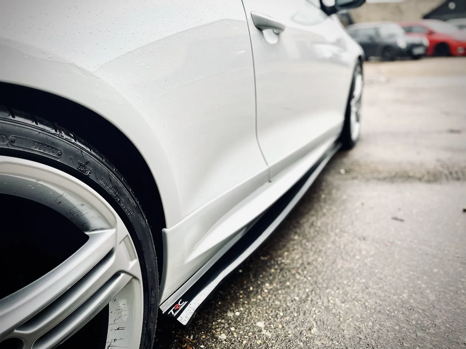Volkswagen Scirocco MK3 R Facelift - Side Skirt Splitters - Image 3