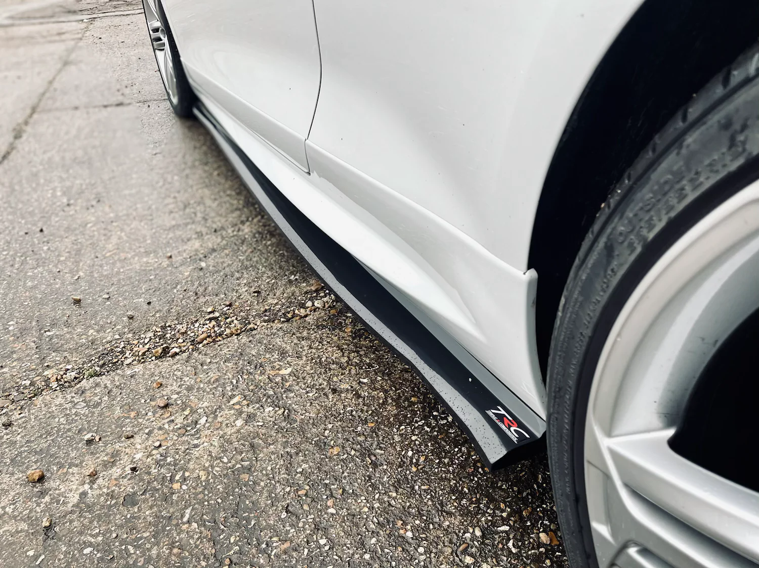 Volkswagen Scirocco MK3 R Facelift - Low Line Kit - Image 3