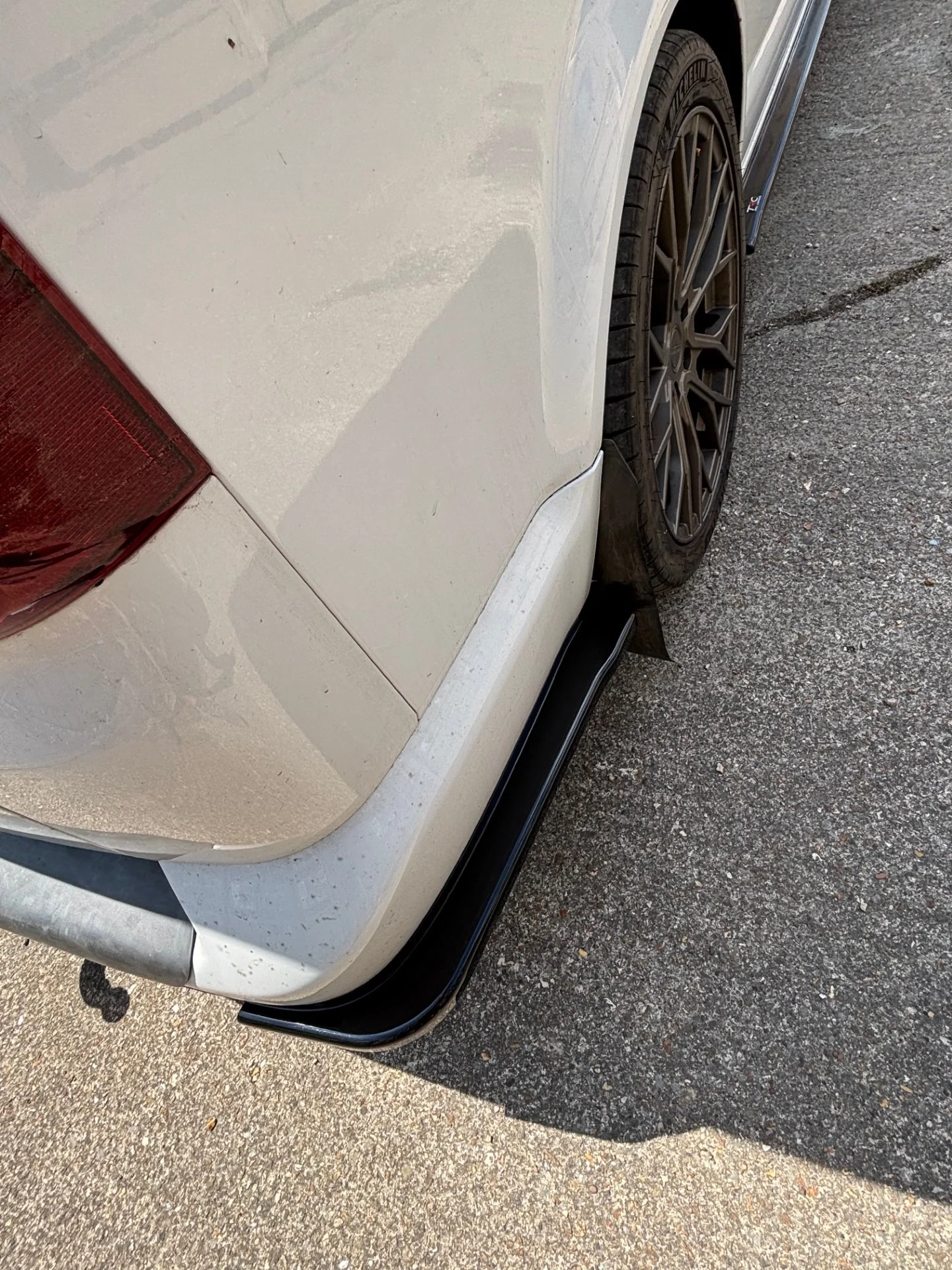 Volkswagen Transporter T5 ABT Long Wheelbase - Rear Spats - Image 3