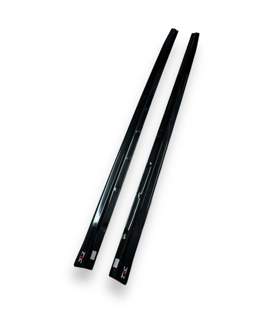 Volkswagen Transporter T6 Non-Sportline Short Wheelbase - Side Skirt Splitters - Image 2